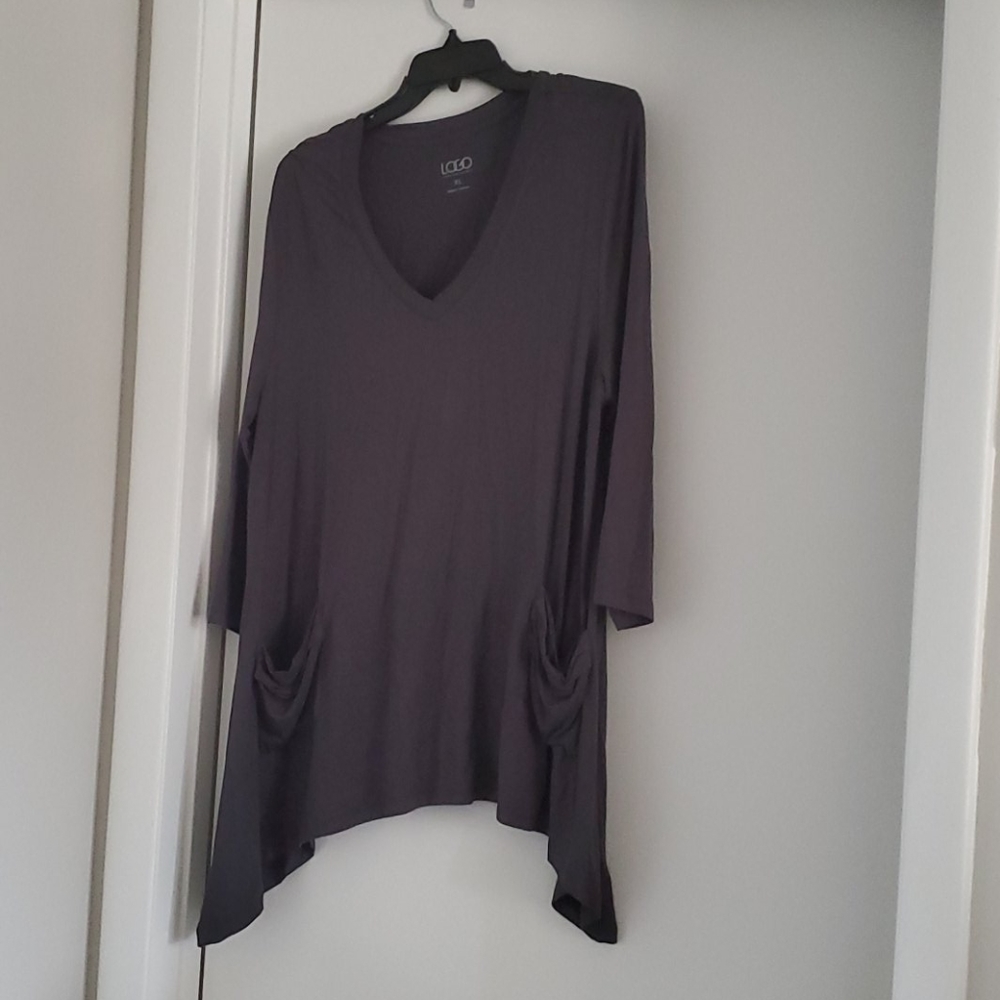 NWOT LOGO tunic